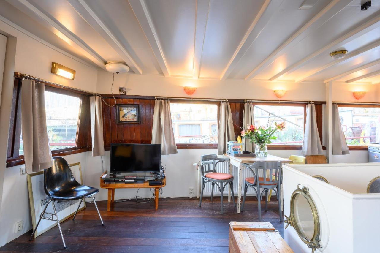 Boatapartment Animathor On Top Location روتردام المظهر الخارجي الصورة