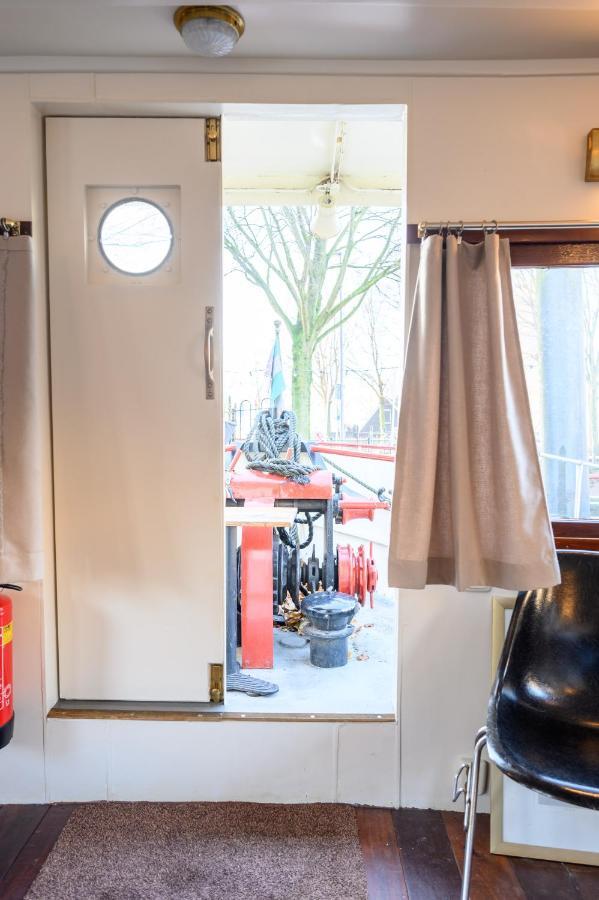 Boatapartment Animathor On Top Location روتردام المظهر الخارجي الصورة