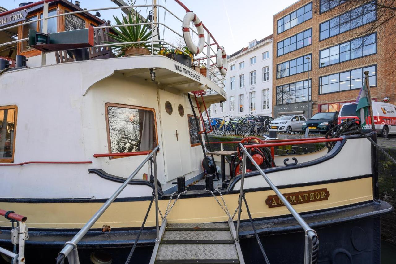 Boatapartment Animathor On Top Location روتردام المظهر الخارجي الصورة